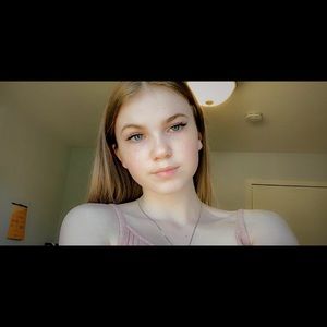 Meet your Posher, Emmalee